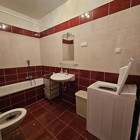Center Entire * Budapest